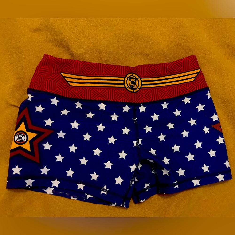 Live score booty shorts